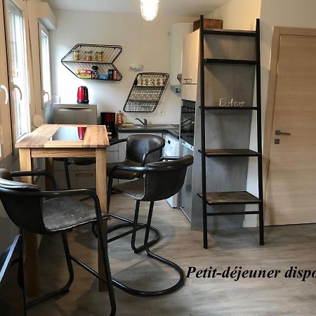 Joli Studio - 10 Min A Pied Du Lac Apartment Annecy Exterior photo