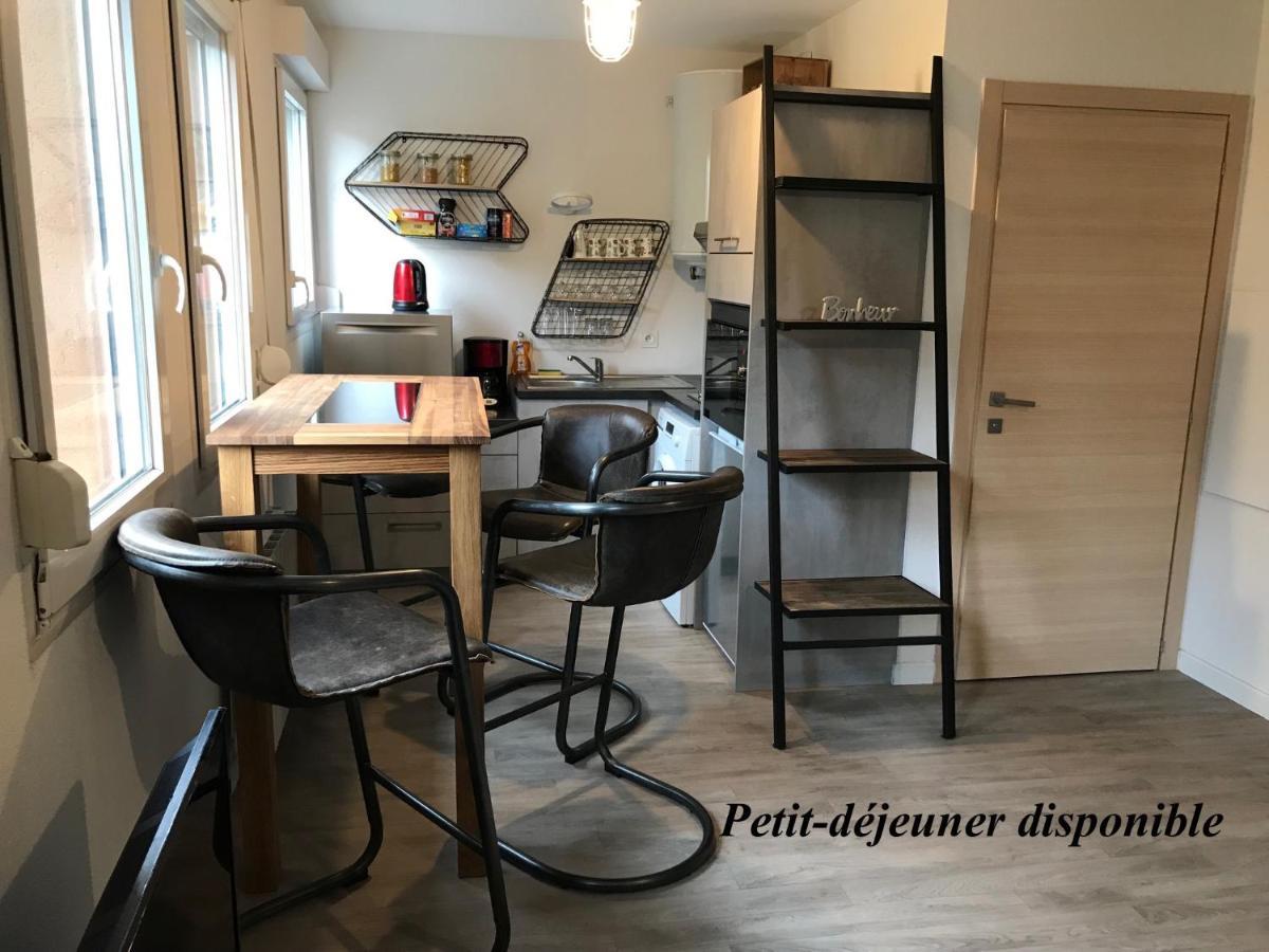 Joli Studio - 10 Min A Pied Du Lac Apartment Annecy Exterior photo